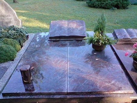 Grabmale - Doppelgräber