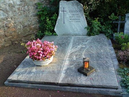 Grabmale - Doppelgräber