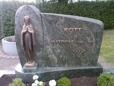 Grabmale - Doppelgräber