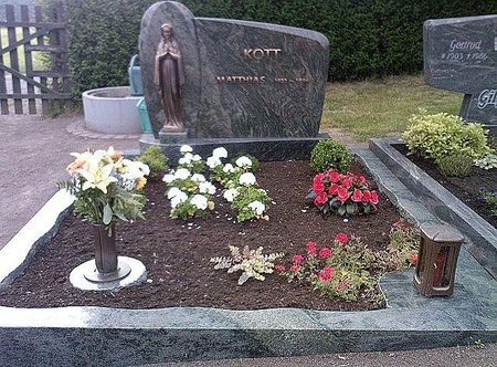 Grabmale - Doppelgräber