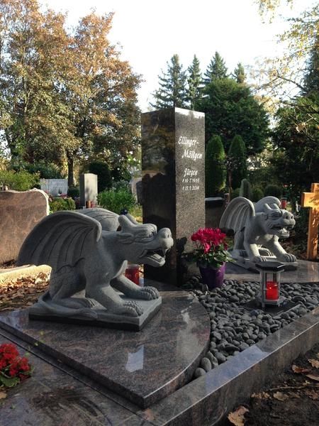 Grabmale - Urnengräber