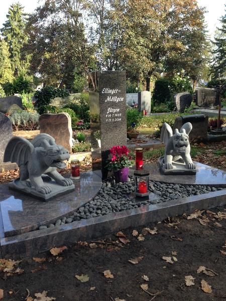 Grabmale - Urnengräber