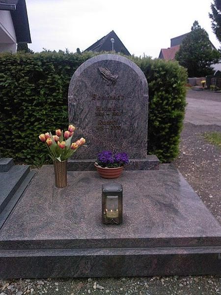 Grabmale - Urnengräber