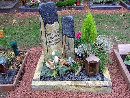 Grabmale - Urnengräber