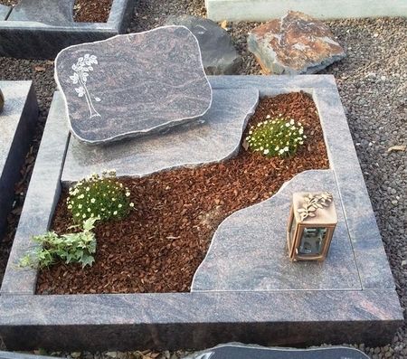 Grabmale - Urnengräber