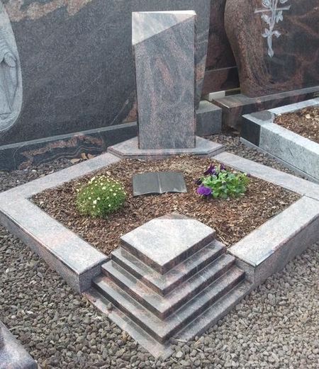 Grabmale - Urnengräber