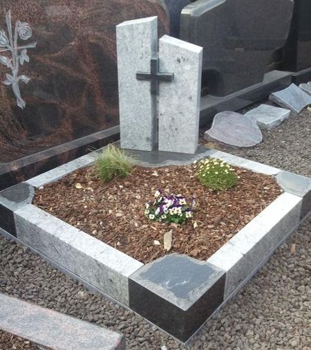 Grabmale - Urnengräber