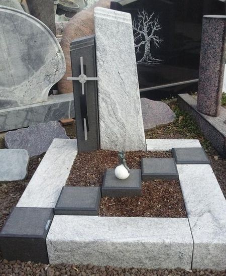 Grabmale - Urnengräber