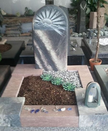 Grabmale - Urnengräber