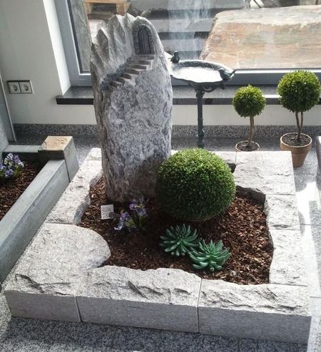 Grabmale - Urnengräber