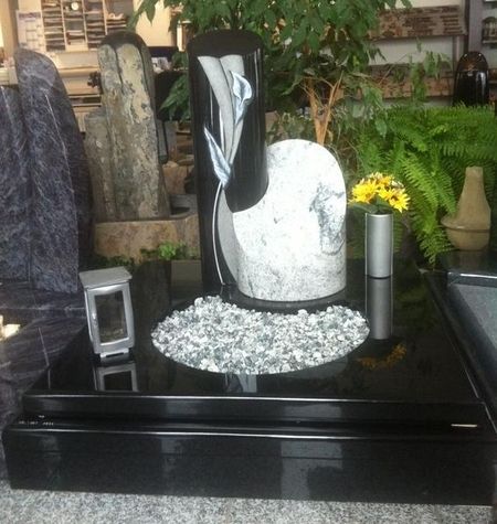 Grabmale - Urnengräber