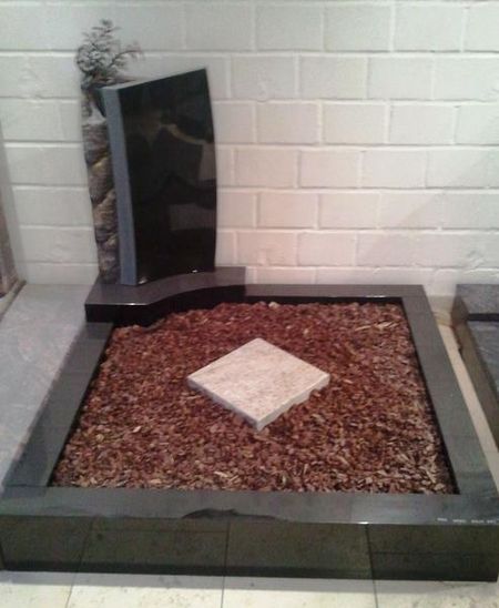 Grabmale - Urnengräber