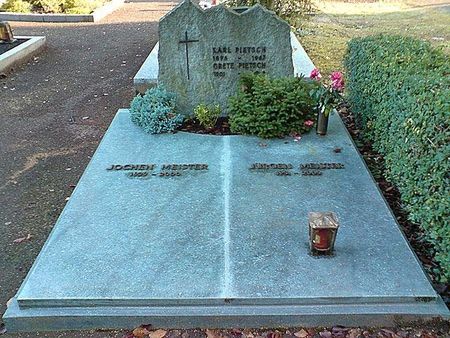 Grabmale - Teil- und Vollabdeckung