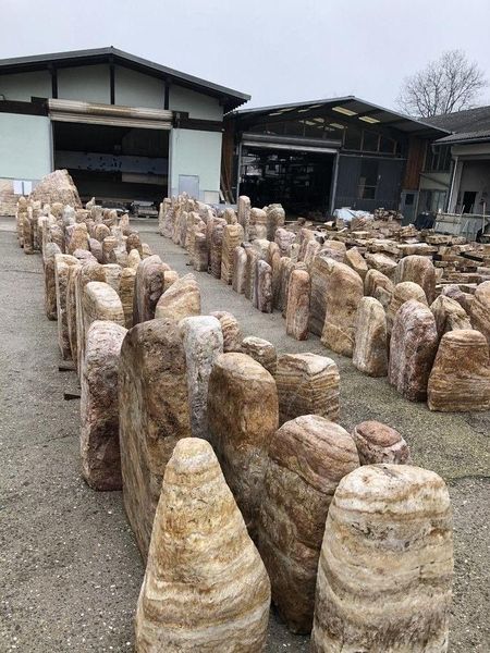 Rosenquarz - Steinbruch im Odenwald